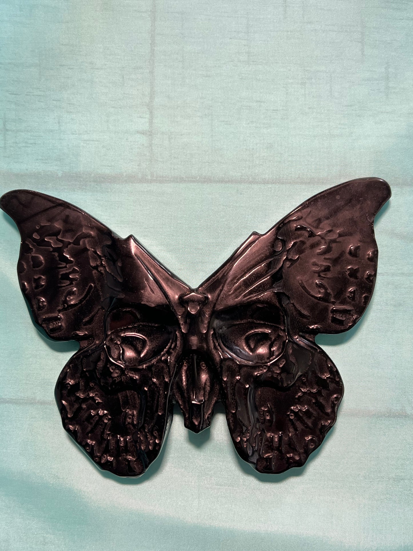 Obsidian Butterfly Skull Carving